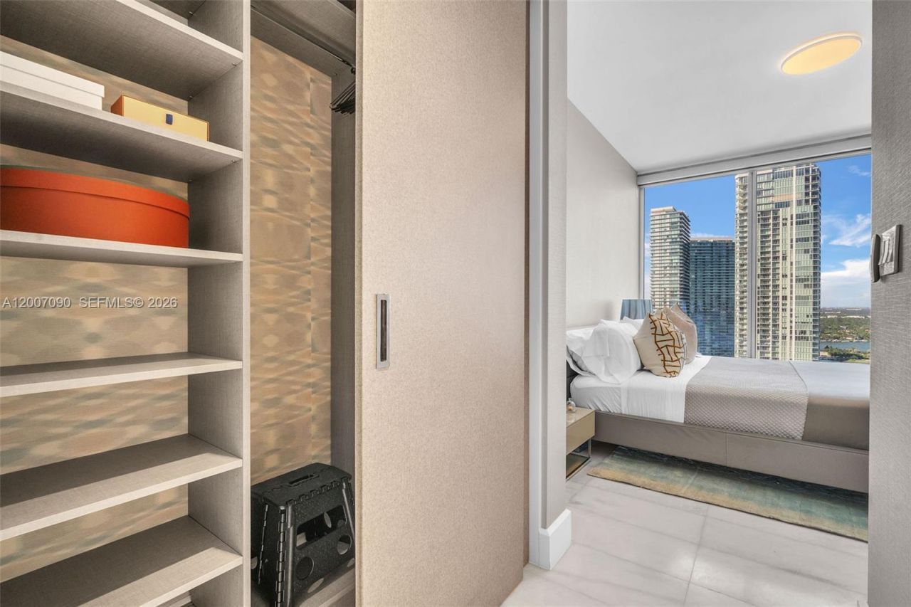 700 NE 26th Ter , Unit 2906, Miami, FL 33137 Photo