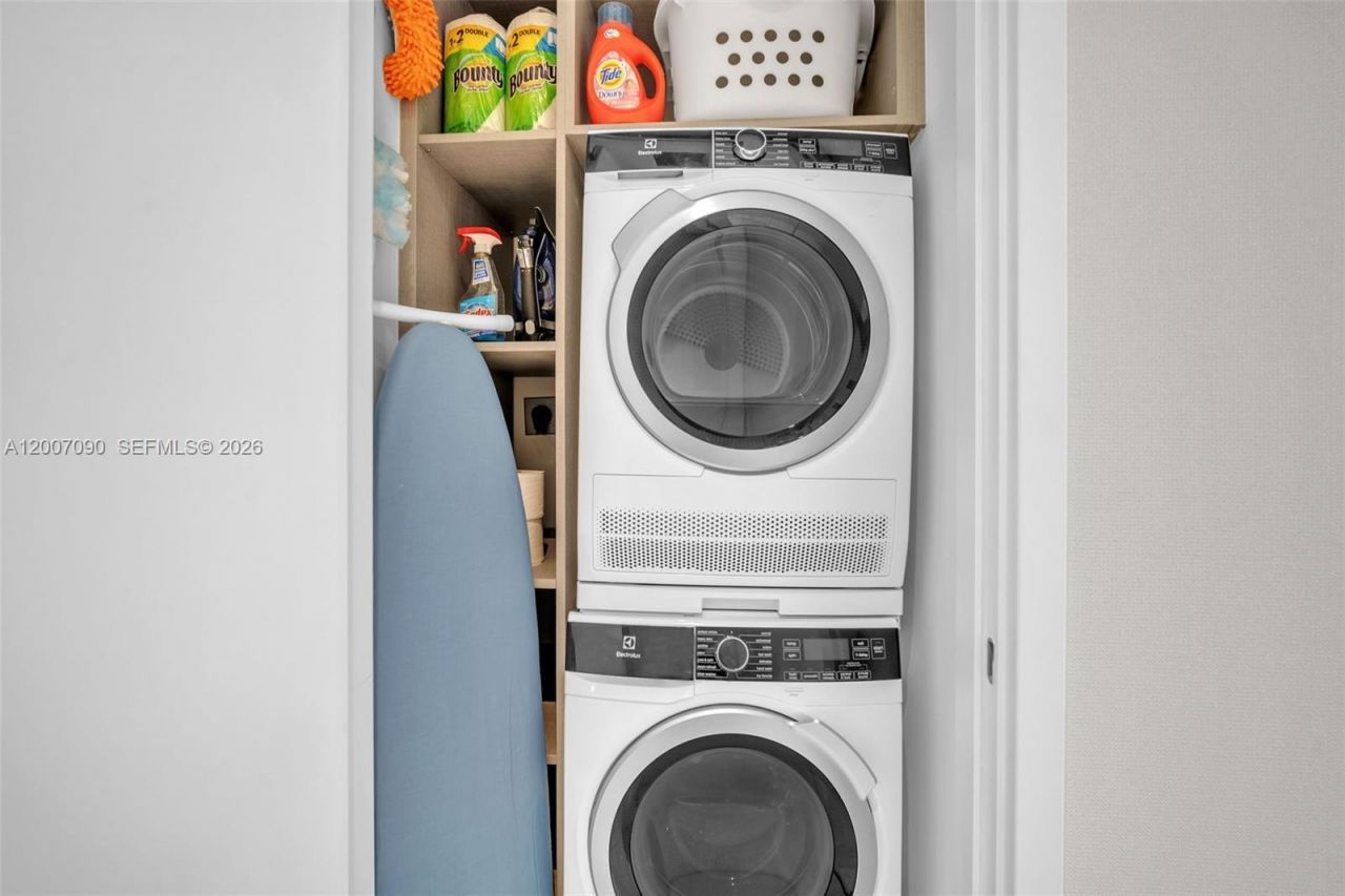 700 NE 26th Ter , Unit 2906, Miami, FL 33137 Photo