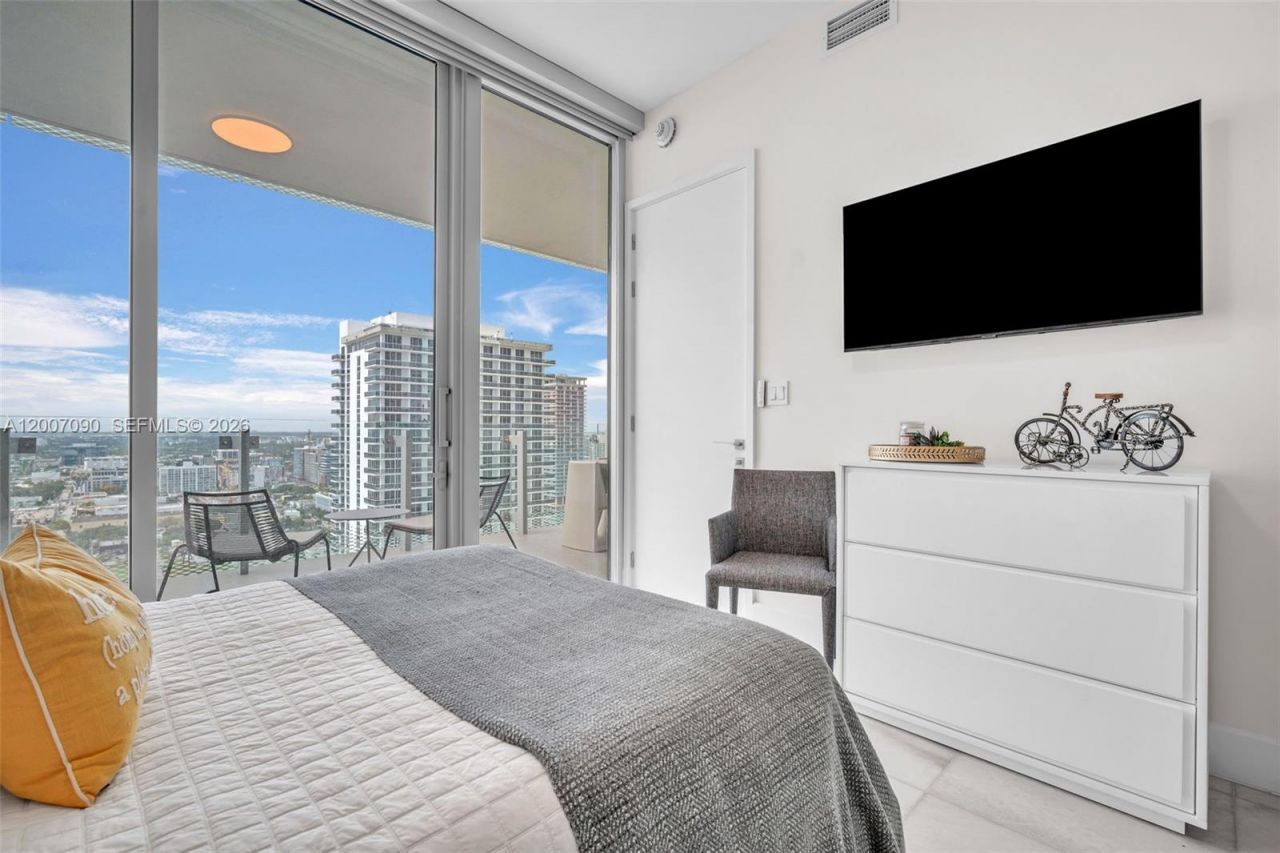 700 NE 26th Ter , Unit 2906, Miami, FL 33137 Photo