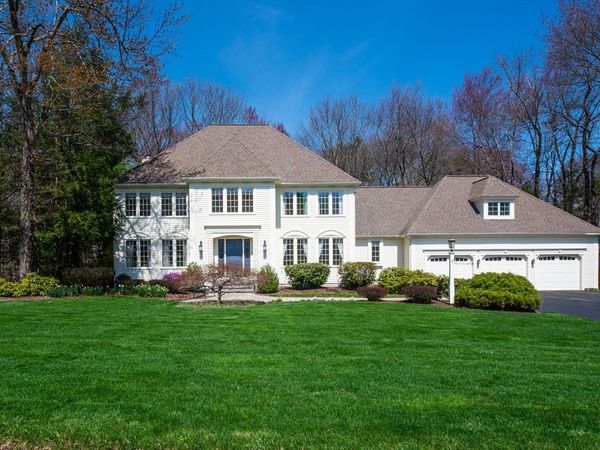 6 Brewer Dr, Westborough, MA 01581