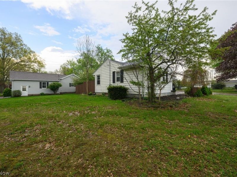 2950 Stanton Avenue NW, Massillon, OH 44647 Photo 5