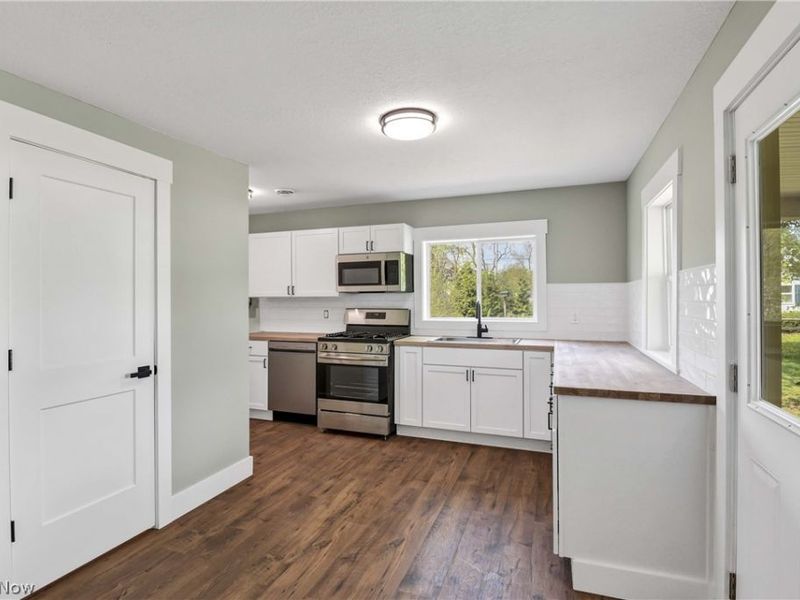 506 Washington Street, Port Clinton, OH 43452 Photo 27