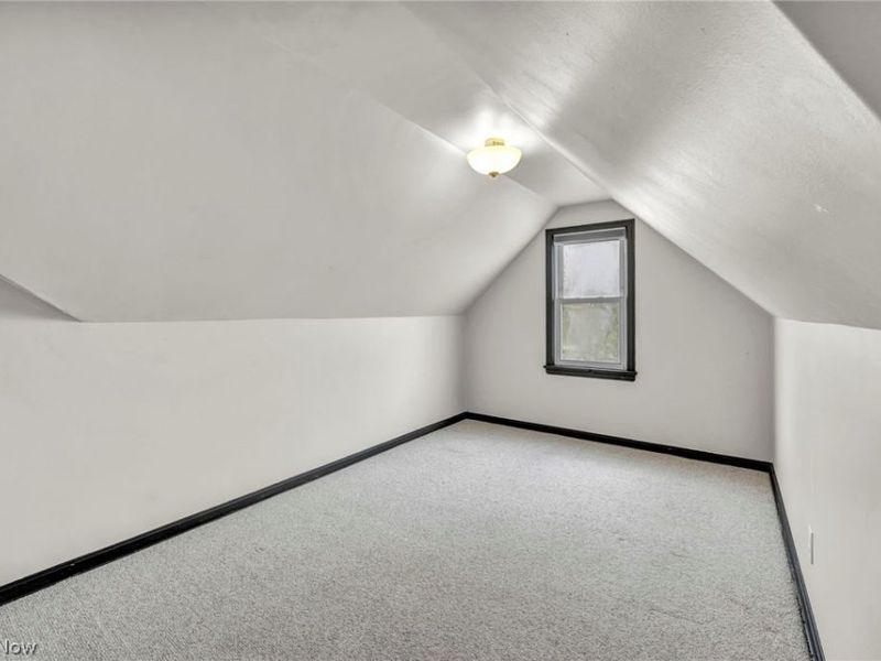 1371 Cranover Road, Lyndhurst, OH 44124 Photo 20