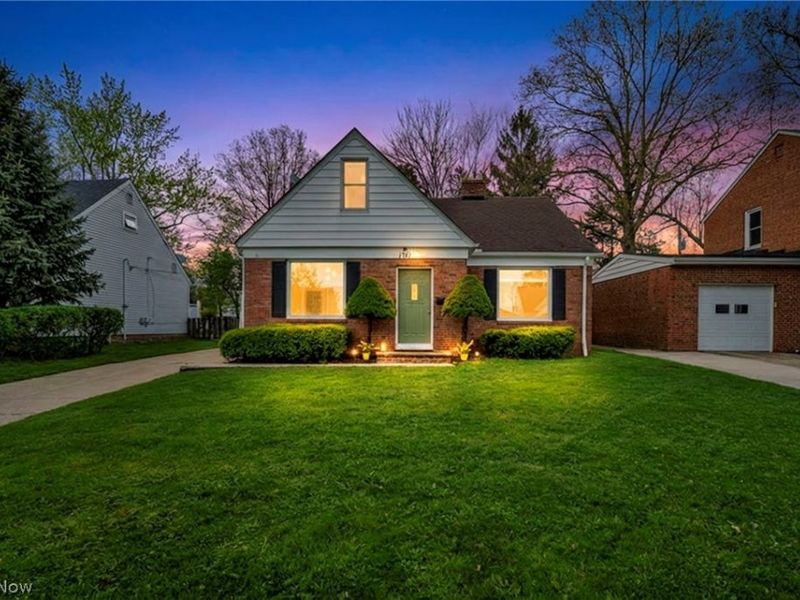 1371 Cranover Road, Lyndhurst, OH 44124 Photo 27