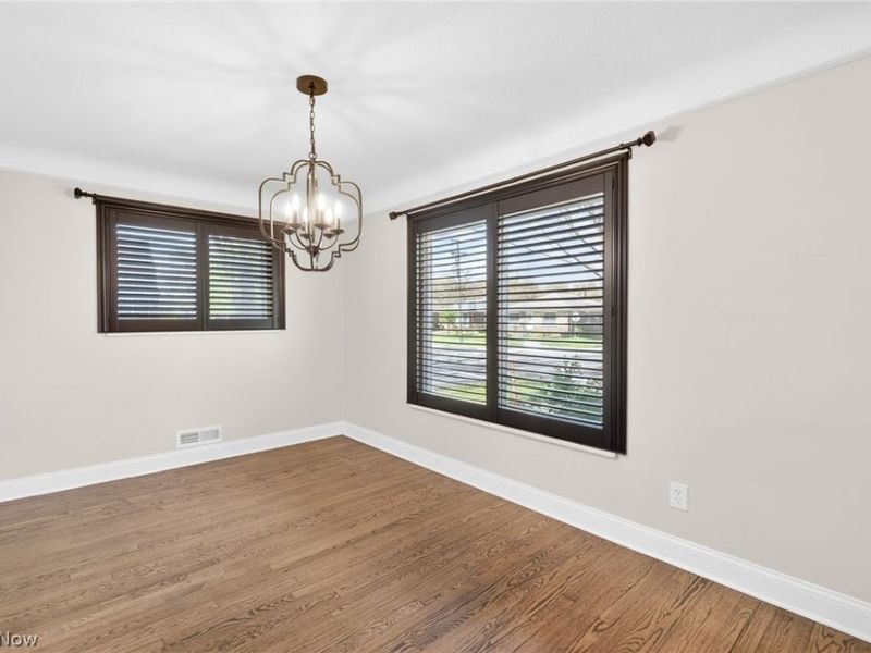 3105 W 155th Street, Cleveland, OH 44111 Photo 8