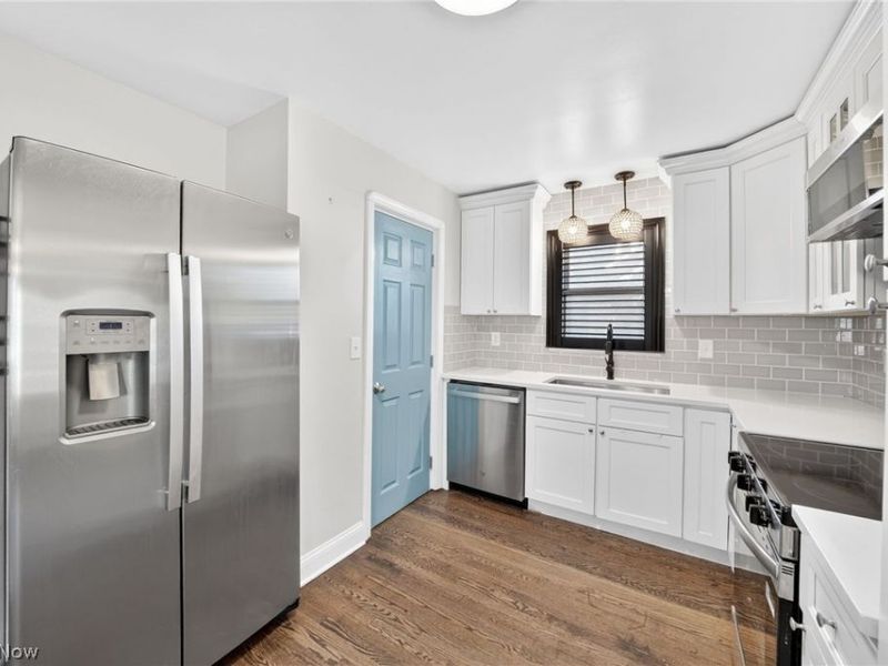 3105 W 155th Street, Cleveland, OH 44111 Photo 9