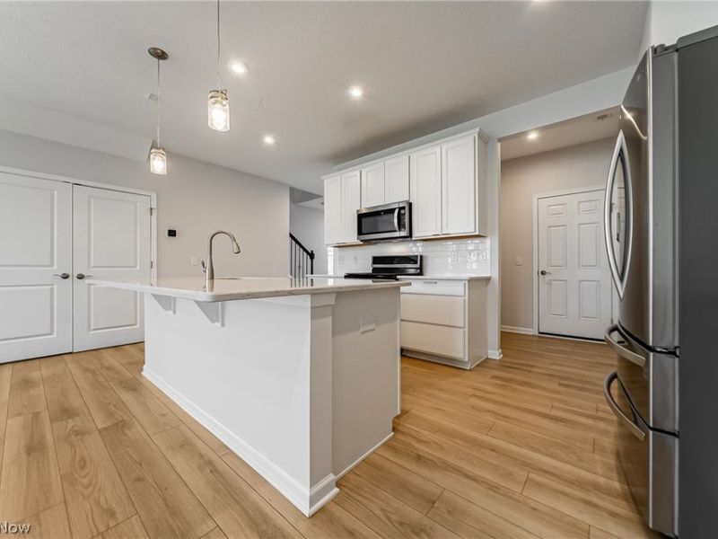 830 S Greenway Drive, Westlake, OH 44145 Photo 13