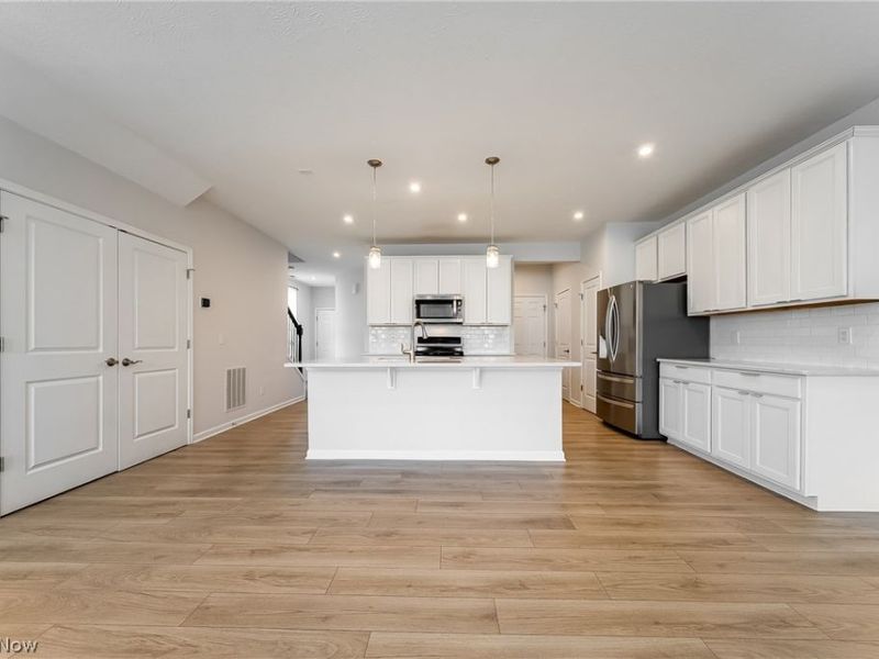 830 S Greenway Drive, Westlake, OH 44145 Photo 9