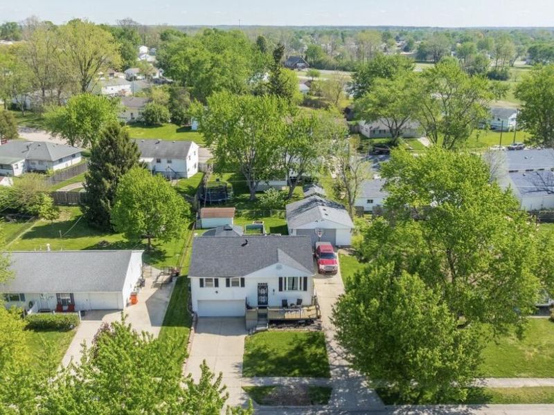 558 Bowser Street, New Carlisle, OH 45344 Photo 3