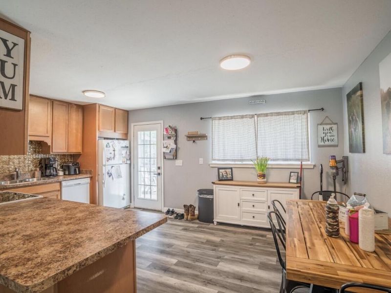 558 Bowser Street, New Carlisle, OH 45344 Photo 4