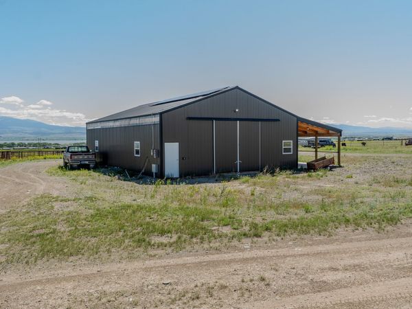 51 Whitehorse Road , Townsend, MT 59644
