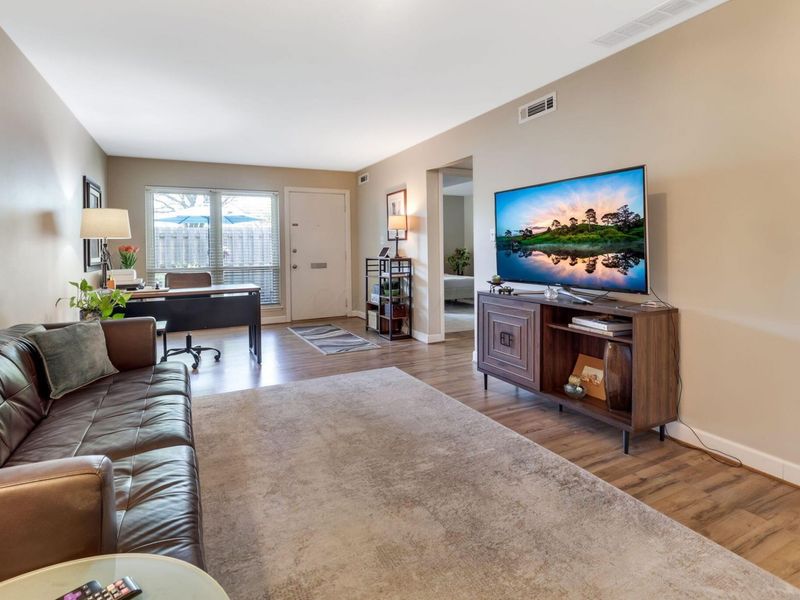 1126 N Merrimar Circle, Unit # C, Columbus, OH 43220 Photo 7