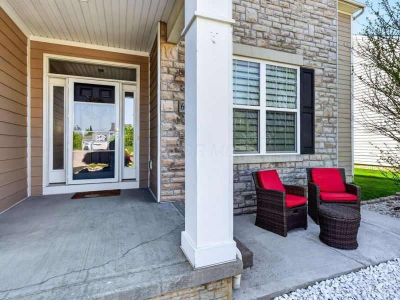6073 BAUMEISTER Drive, Hilliard, OH 43026 Photo 5
