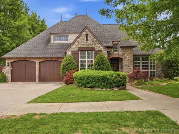 12209 S Ash Avenue , Jenks, OK 74037