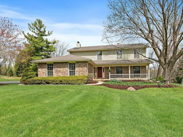 5720 Springs Boulevard , Crystal Lake, IL 60012