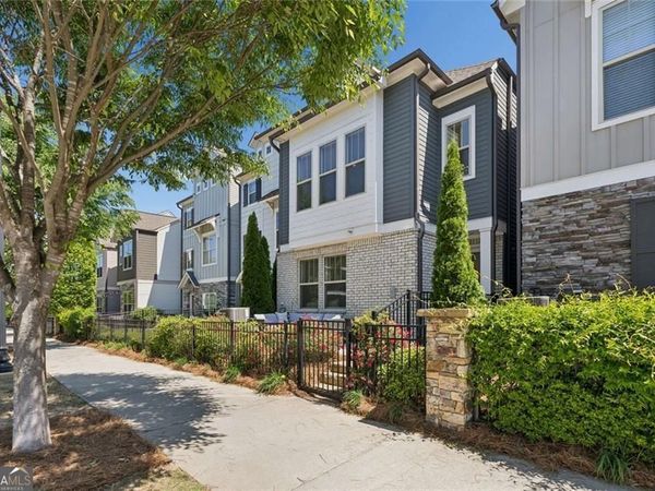 1061 Kirkland Circle, Smyrna, GA 30080