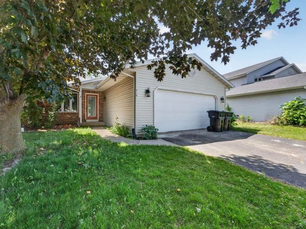 414 Meadow Oak Trail, DeForest, WI 53532