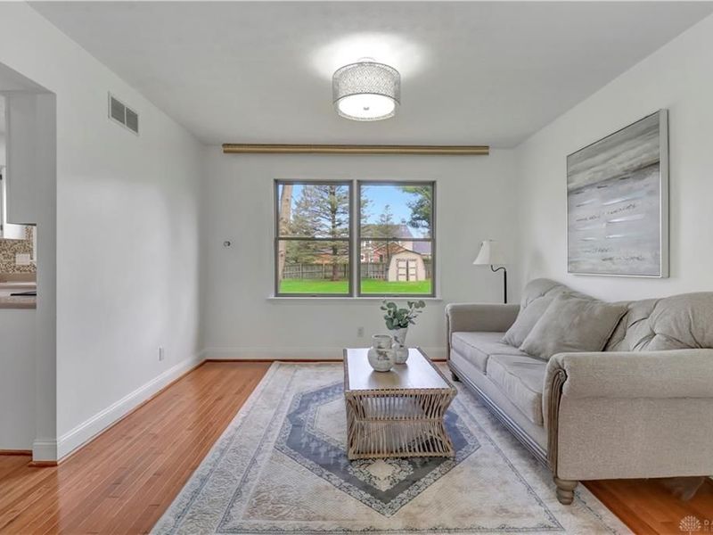 70 Eleanor Drive, Springboro, OH 45066 Photo 8