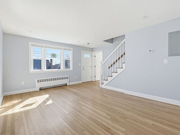 185 Suffolk Ave, Revere, MA 02151