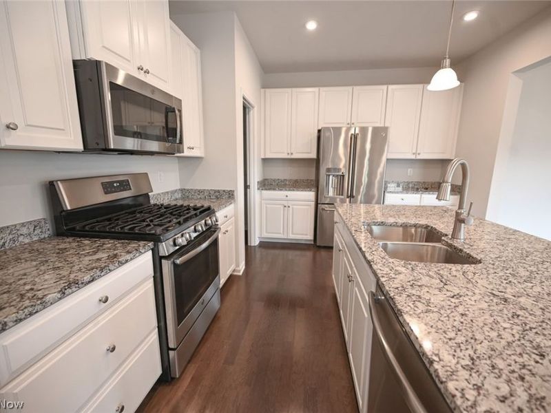 8768 Mavis Trail, Streetsboro, OH 44241 Photo 4