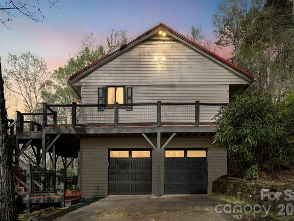 78 Highland Drive , Lake Toxaway, NC 28747