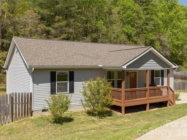 3674 New Leicester Highway, Leicester, NC 28748