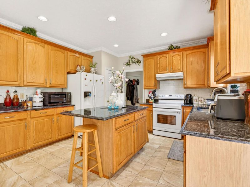 6520 Heritage Park Boulevard, Dayton, OH 45424 Photo 15