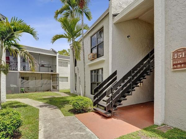 4511 Treehouse Ln , Unit B, Tamarac, FL 33319