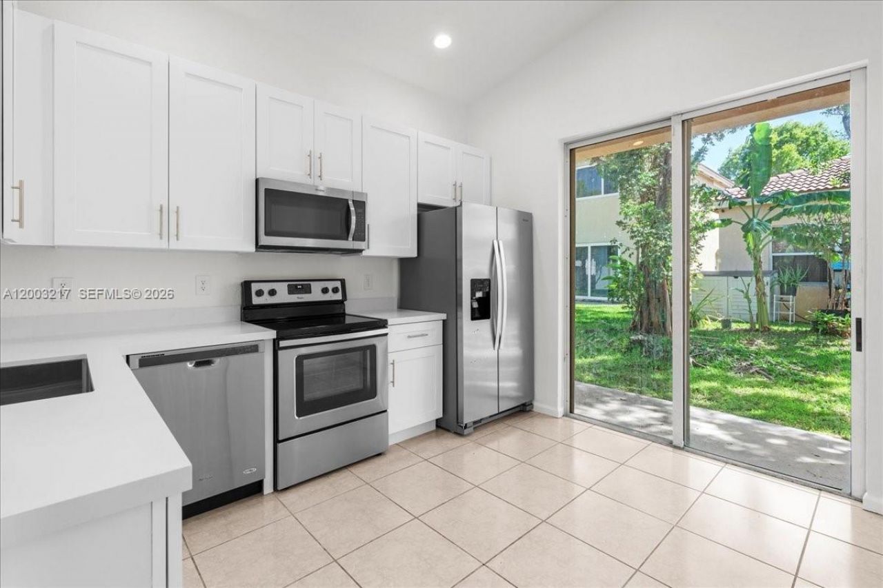 3954 NE 13th Dr, Homestead, FL 33033 Photo