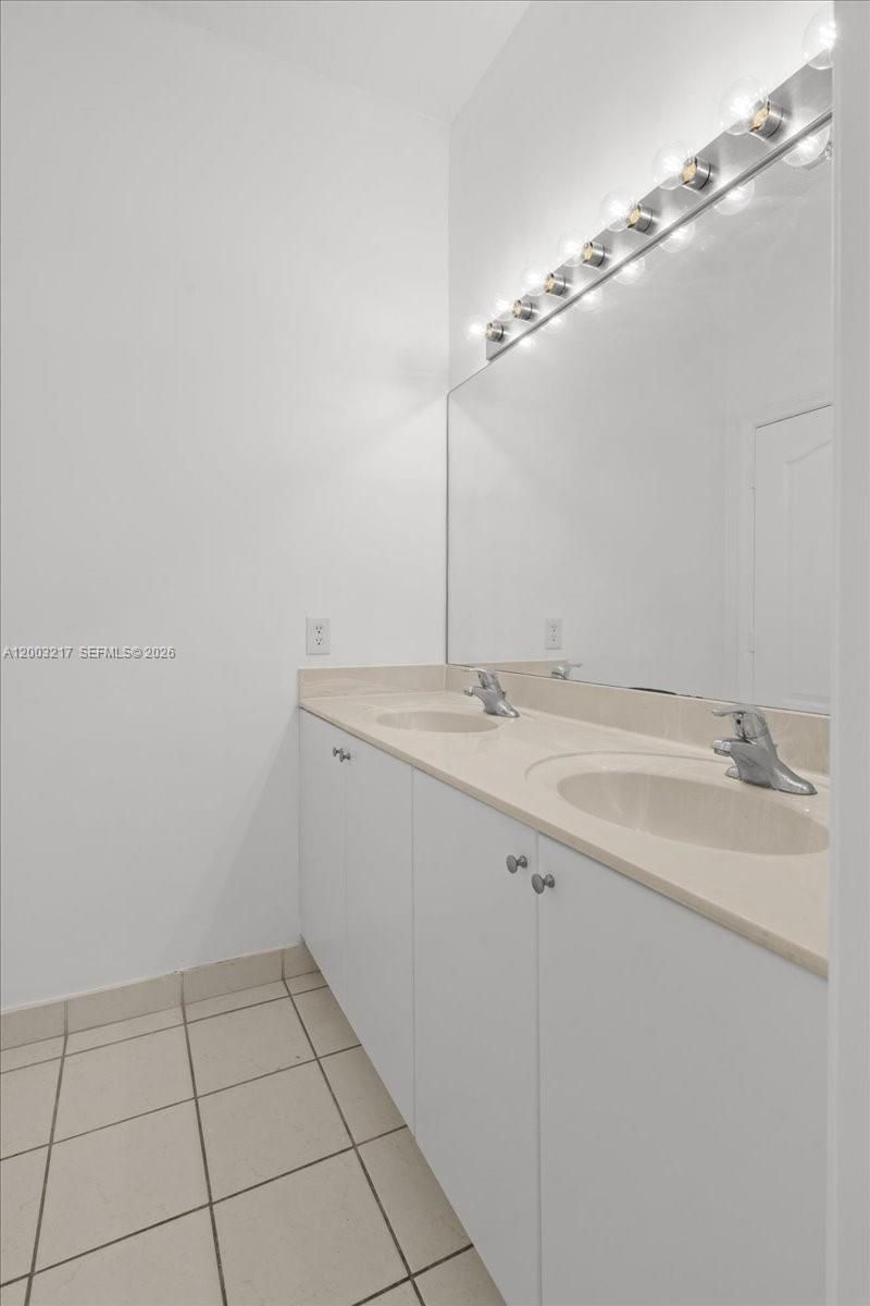 3954 NE 13th Dr, Homestead, FL 33033 Photo