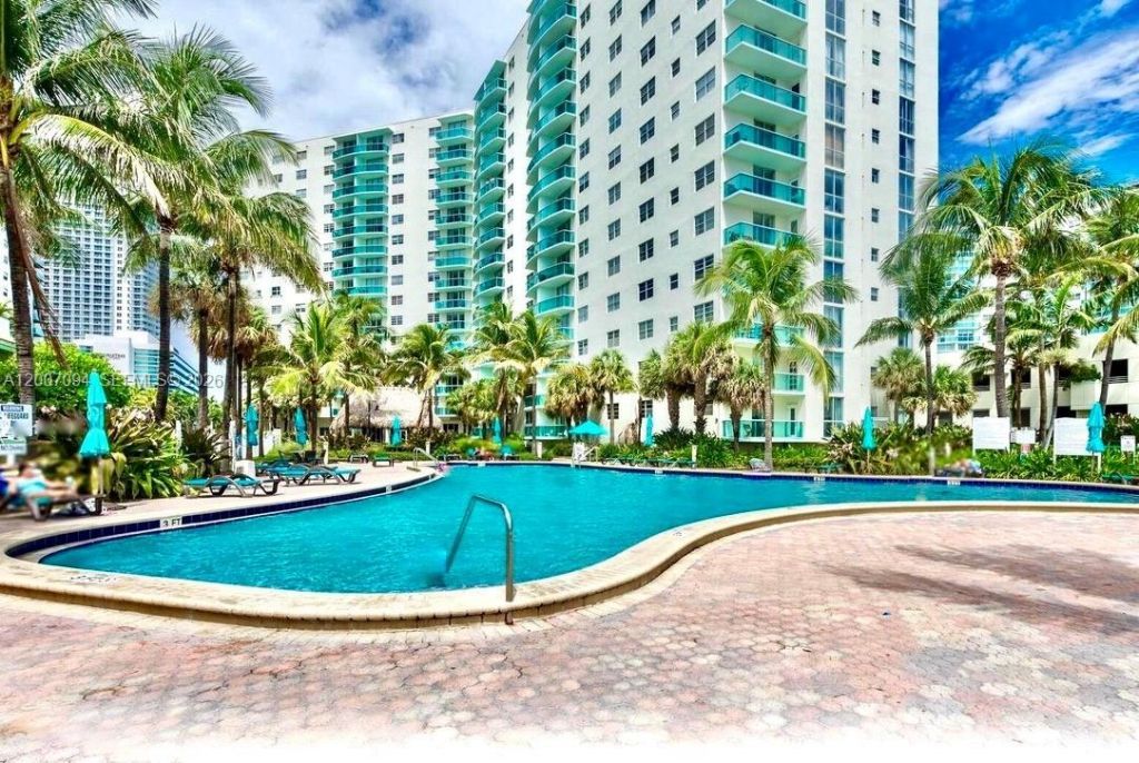 3901 S Ocean Dr, Unit 14P, Hollywood, FL 33019 Photo