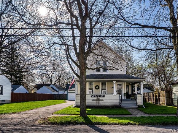 15 E Felton Street, North Tonawanda, NY 14120
