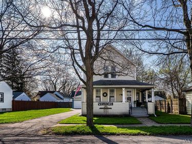 15 E Felton Street , North Tonawanda, NY 14120