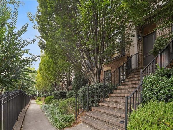 3552 Roswell Road NW, Atlanta, GA 30305