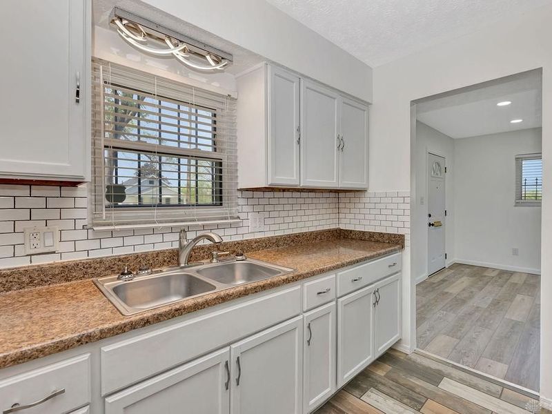 736 Oakleaf Drive, Dayton, OH 45417 Photo 10