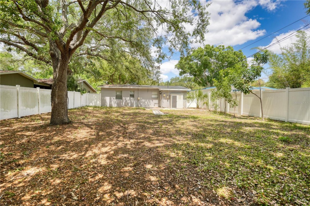 8086 28th Avenue N, Saint Petersburg, FL 33710 Photo