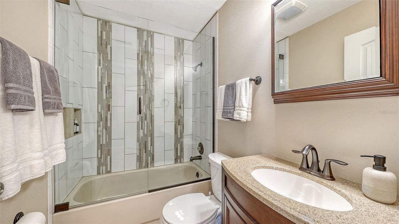 4831 Greencroft Road, Sarasota, FL 34235 Photo