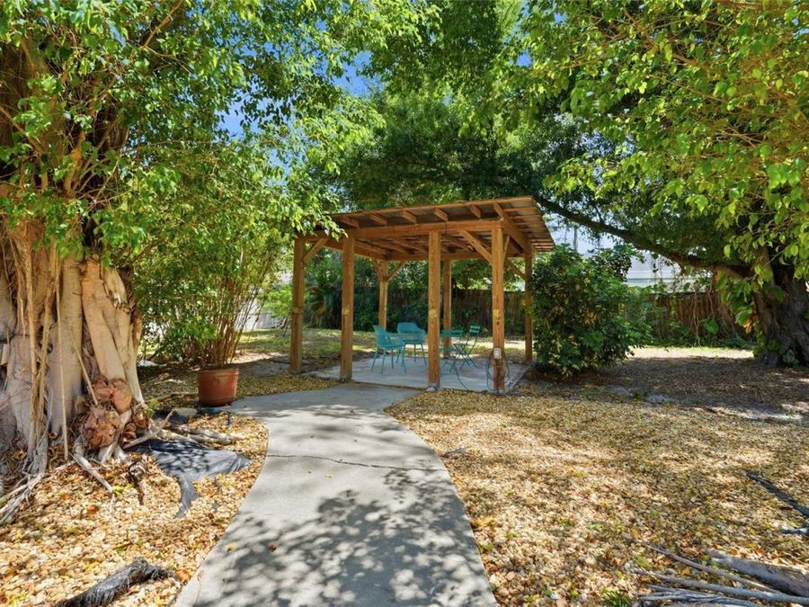 Property Image 44