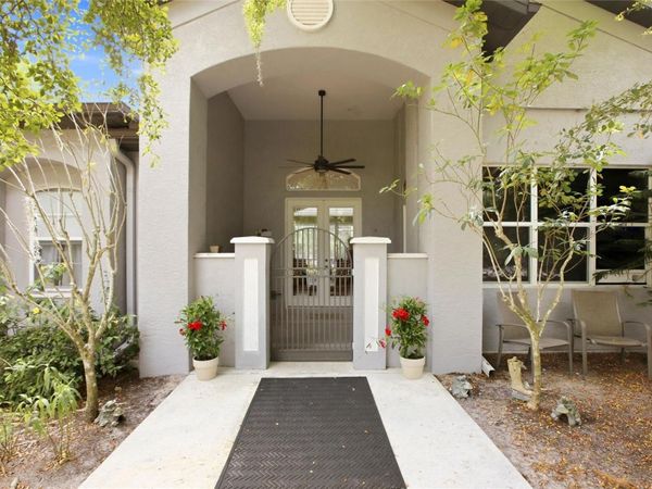 500 SUFFOLK CIR CIRCLE , NOKOMIS, FL 34275