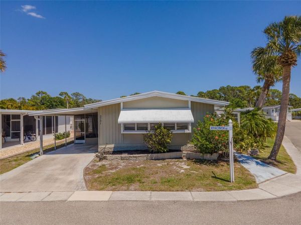 5751 HYACINTH ROAD , VENICE, FL 34293