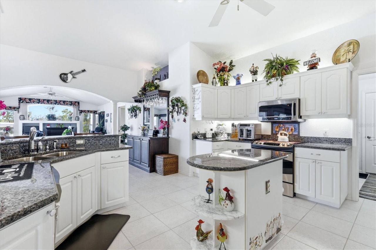 8050 Tracy Circle , Port Charlotte, FL 33981 Photo