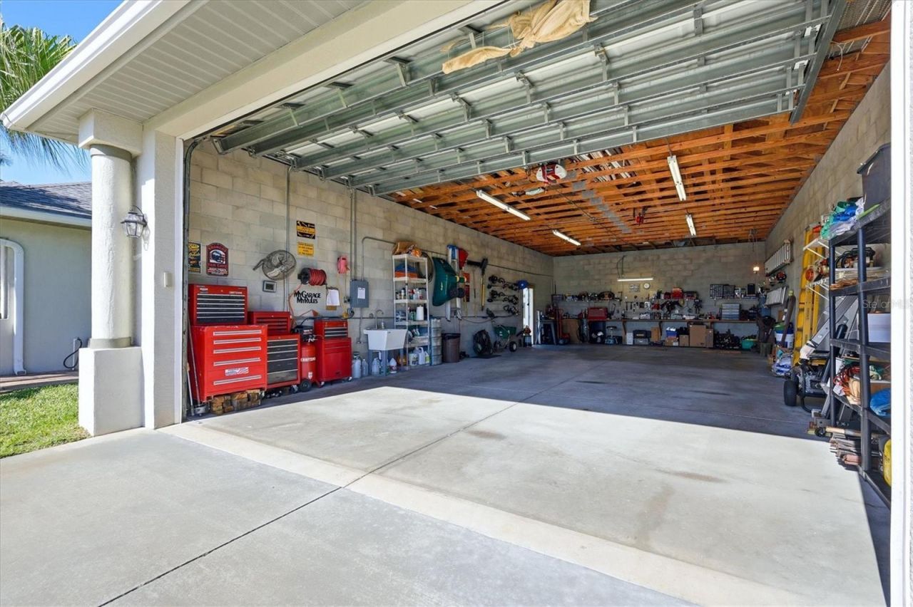 8050 Tracy Circle , Port Charlotte, FL 33981 Photo