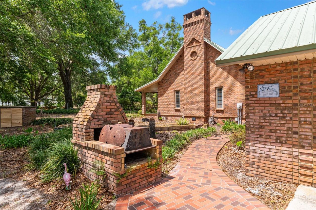272 NE County Road 337, Trenton, FL 32693 Photo