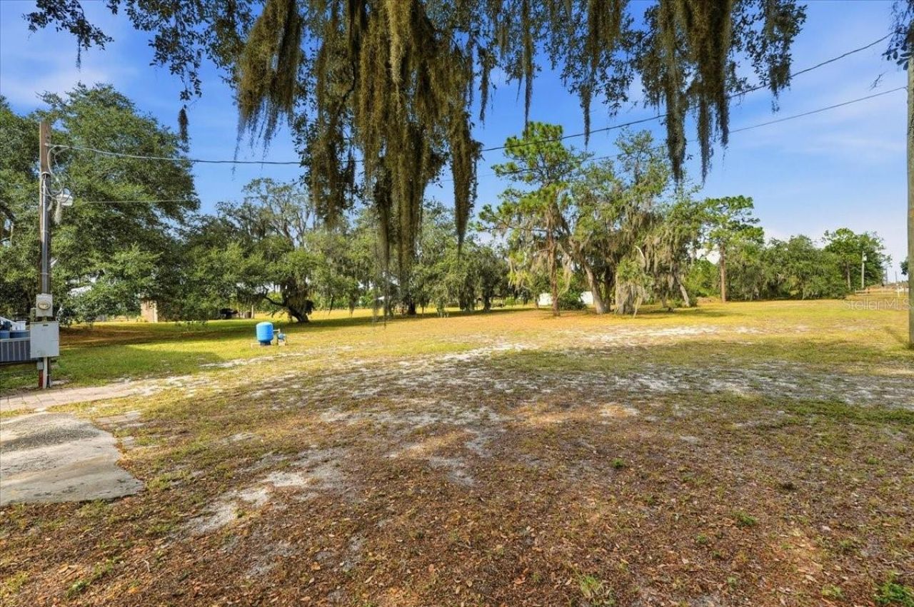 1020 98 W, Frostproof, FL 33843 Photo