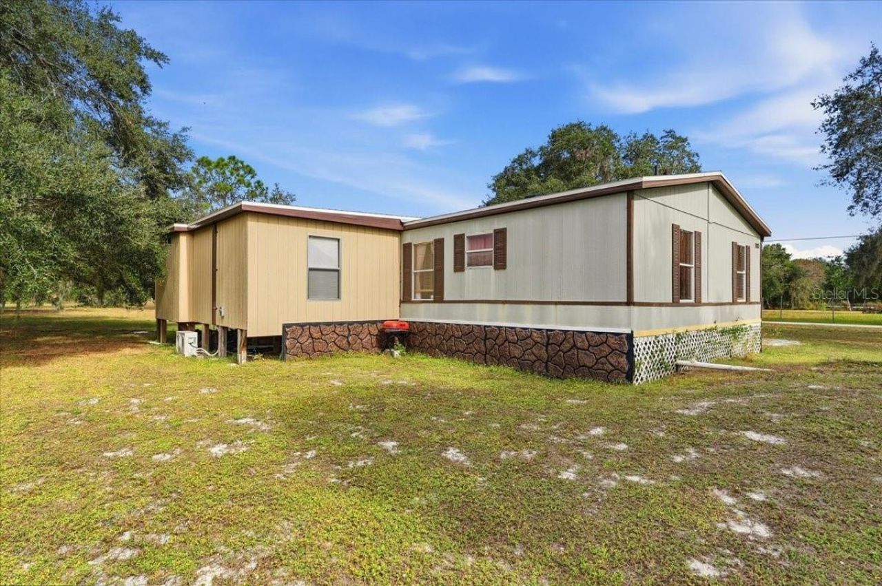 1020 98 W, Frostproof, FL 33843 Photo