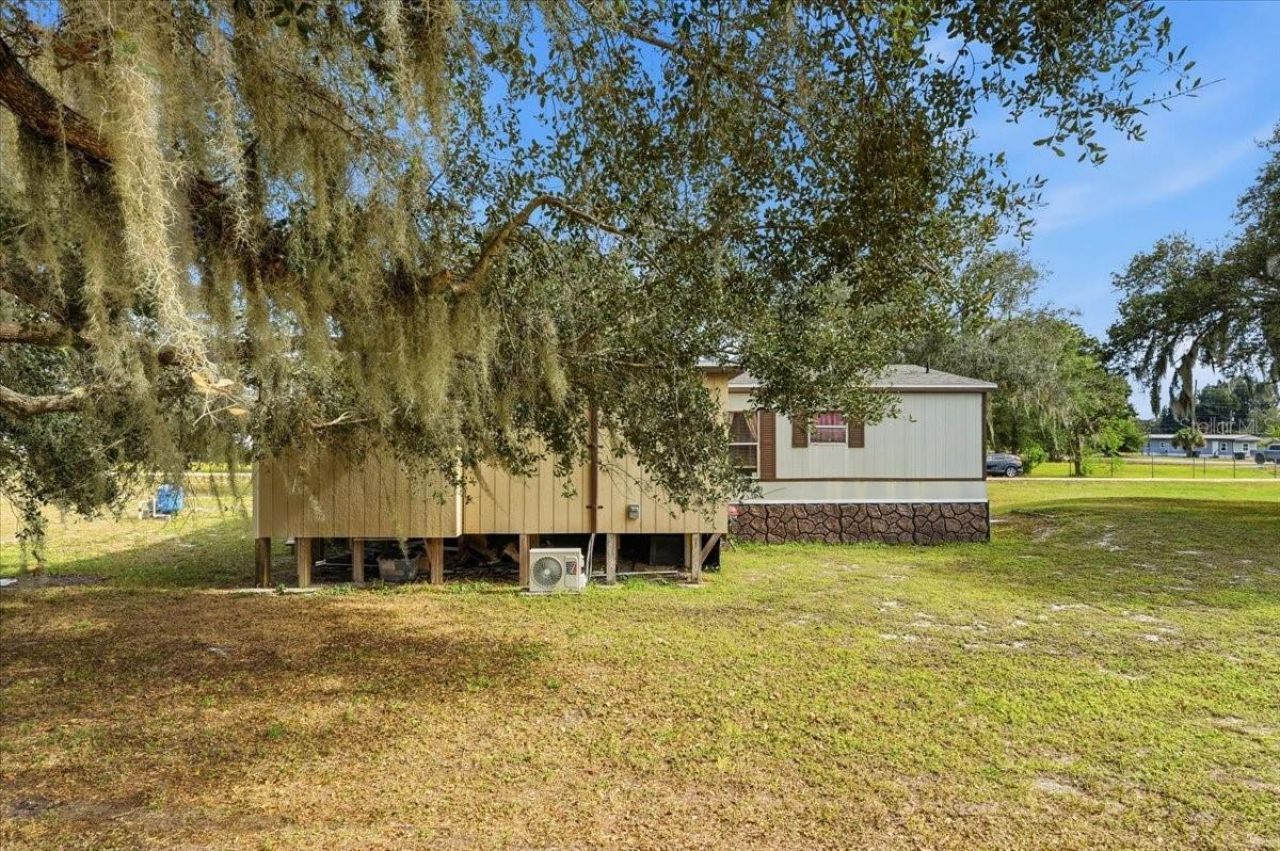 1020 98 W, Frostproof, FL 33843 Photo