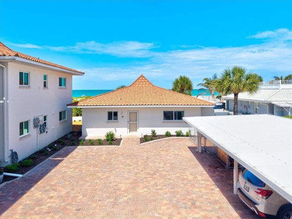 1200 TARPON CENTER DRIVE , Unit 1, VENICE, FL 34285