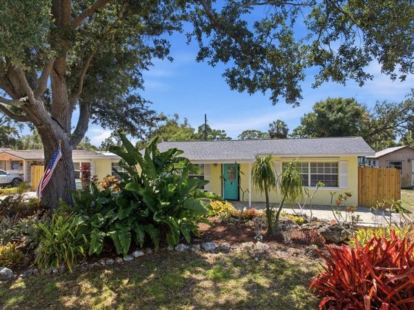 1212 PINELAND AVENUE , VENICE, FL 34285