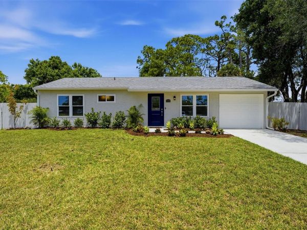 6338 KENWOOD DRIVE , NORTH PORT, FL 34287