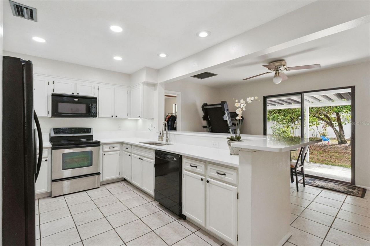 251 Avenue E, Chuluota, FL 32766 Photo
